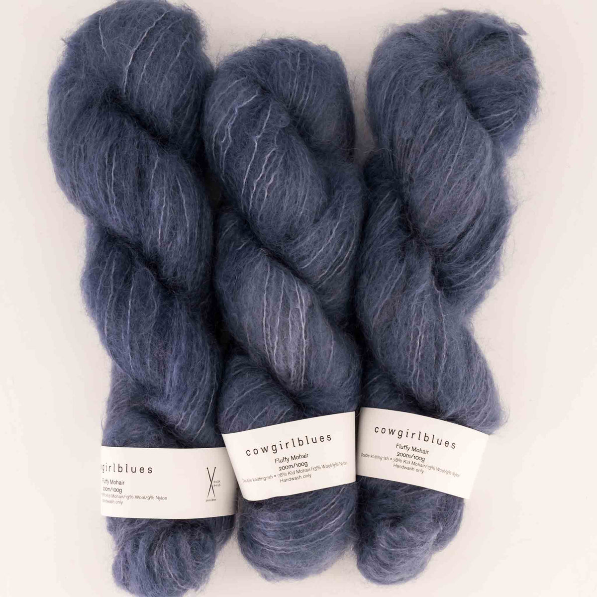 Cowgirlblues Fluffy Mohair Solids, Farbe 01 Airforce: 78 % Mohair, 13 % Wolle, 9 % Nylon