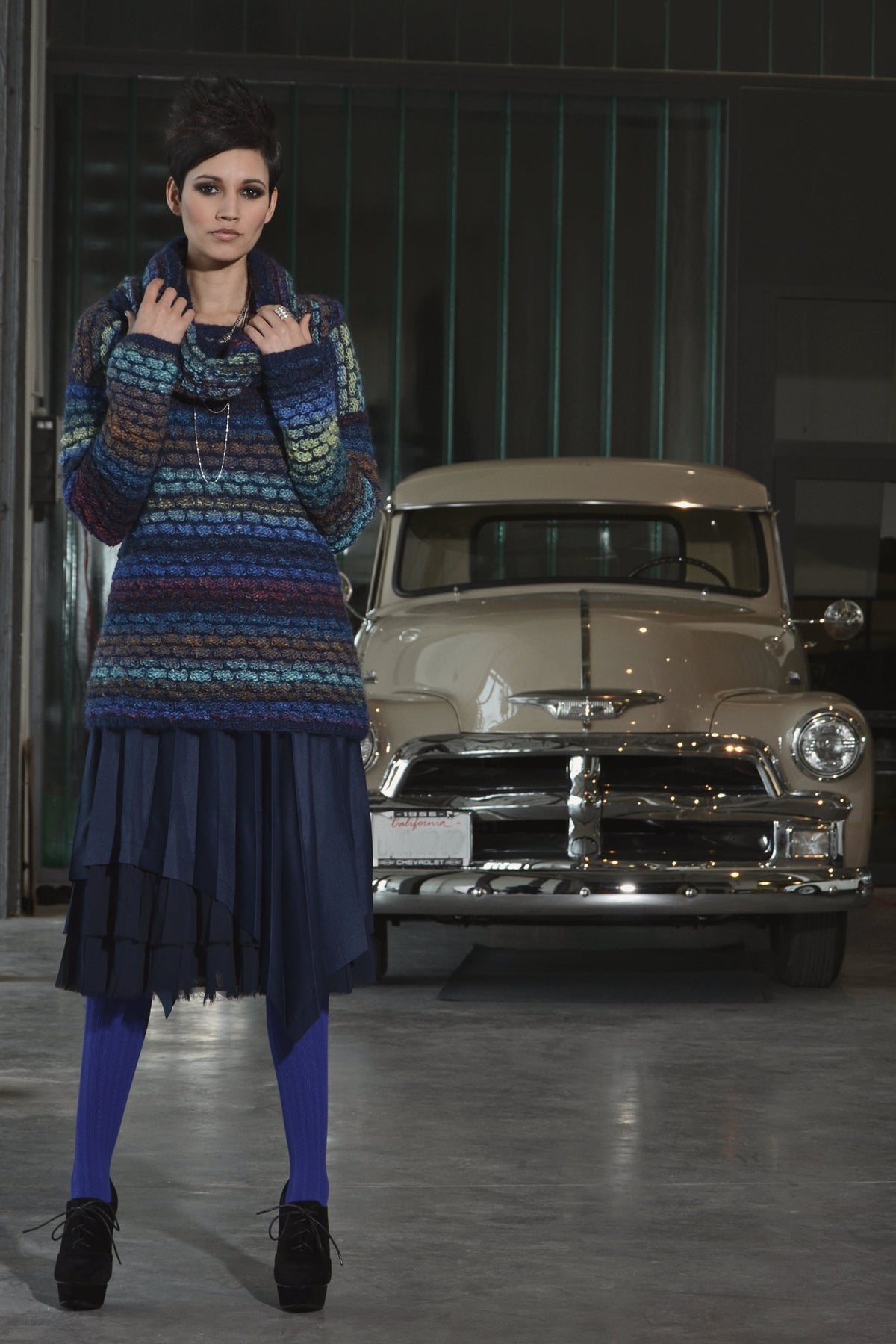 Loop Amber, Strickmodell in einer weiteren Ansicht