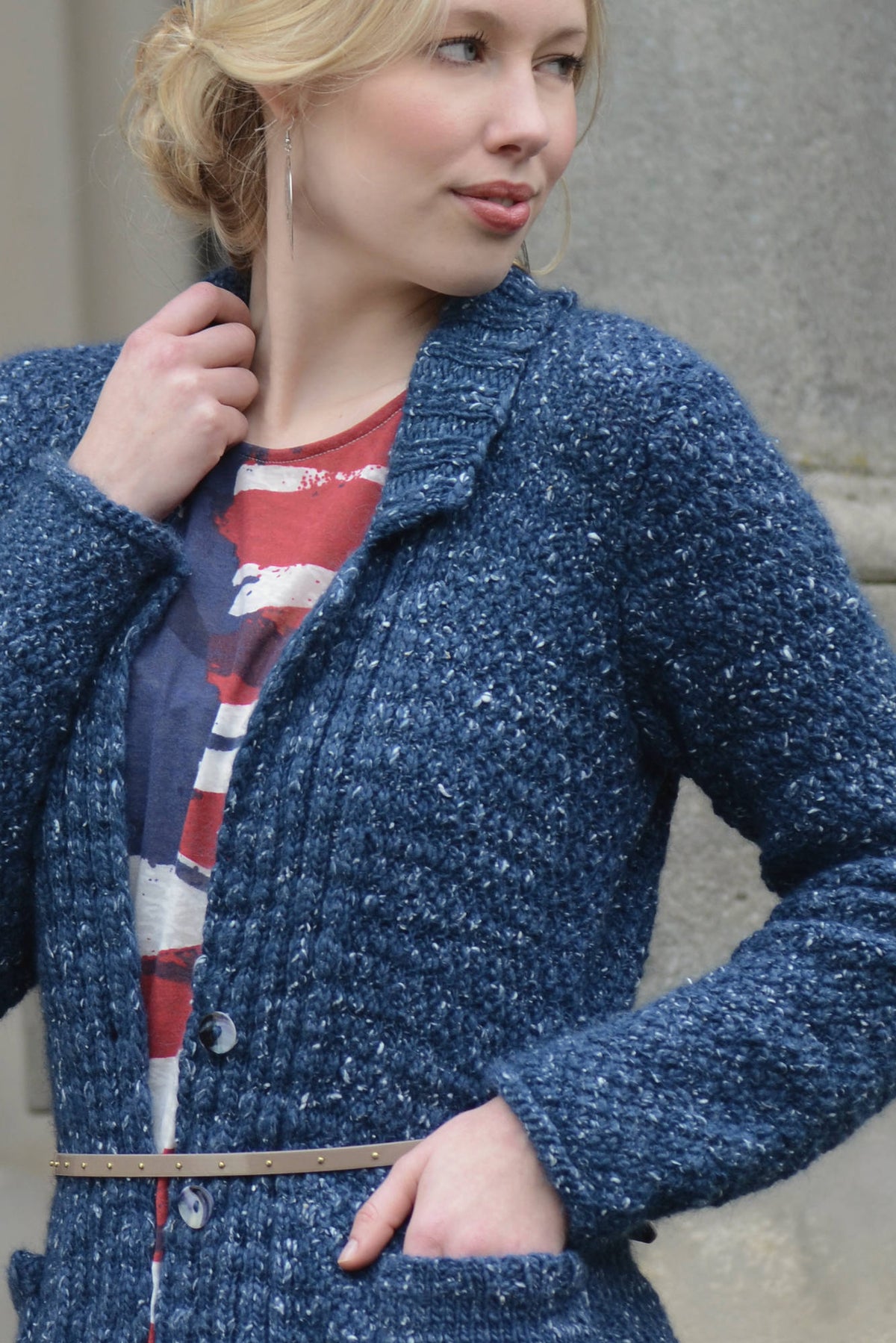 Jacke Alana, Detail