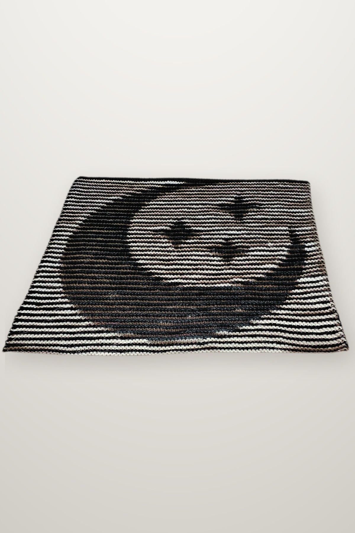 Kissen Celestial Mates - Mond, Strickmodell in einer weiteren Ansicht