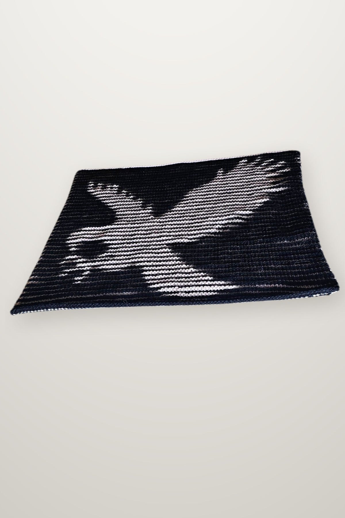 Kissen Stormclaw - Adler, Strickmodell in einer weiteren Ansicht