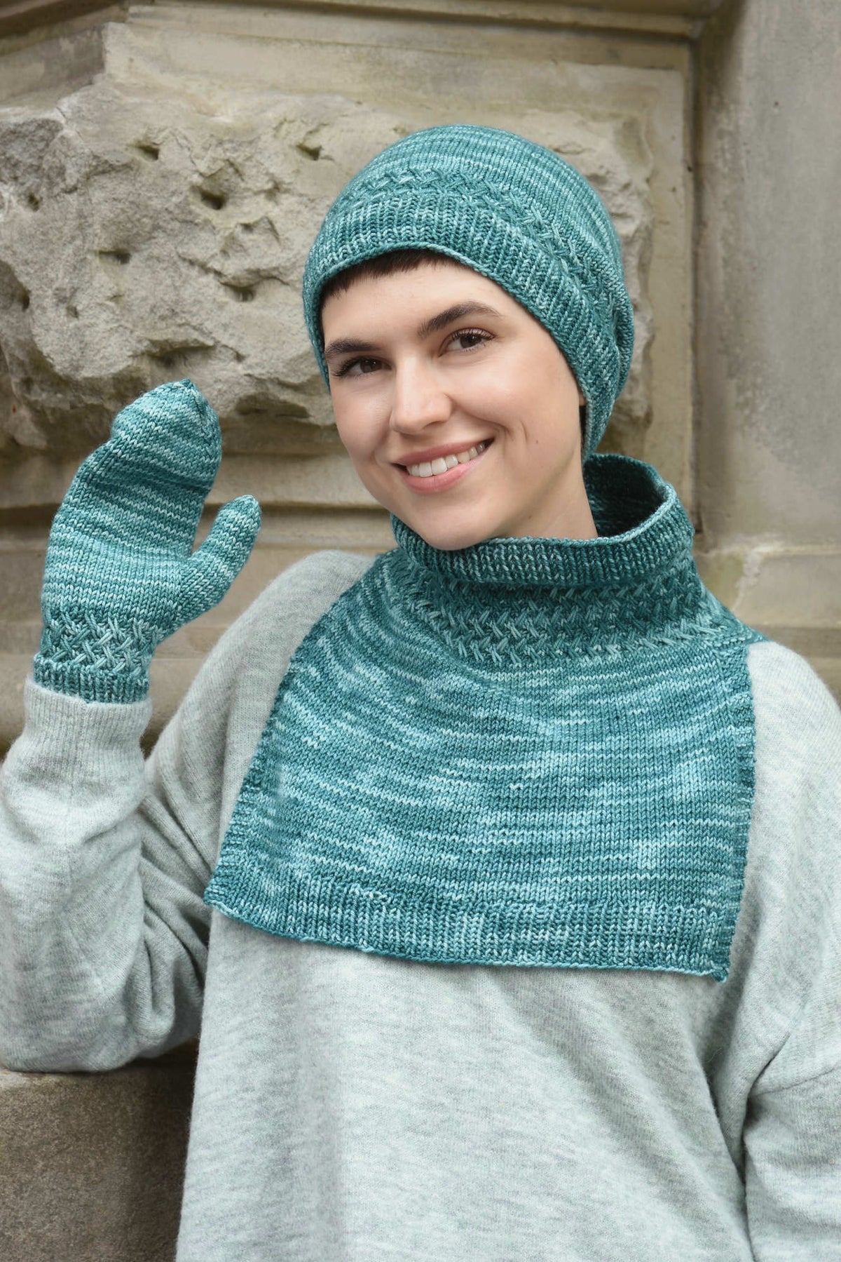 Mützen Set Cali, Strickmodell in einer weiteren Ansicht
