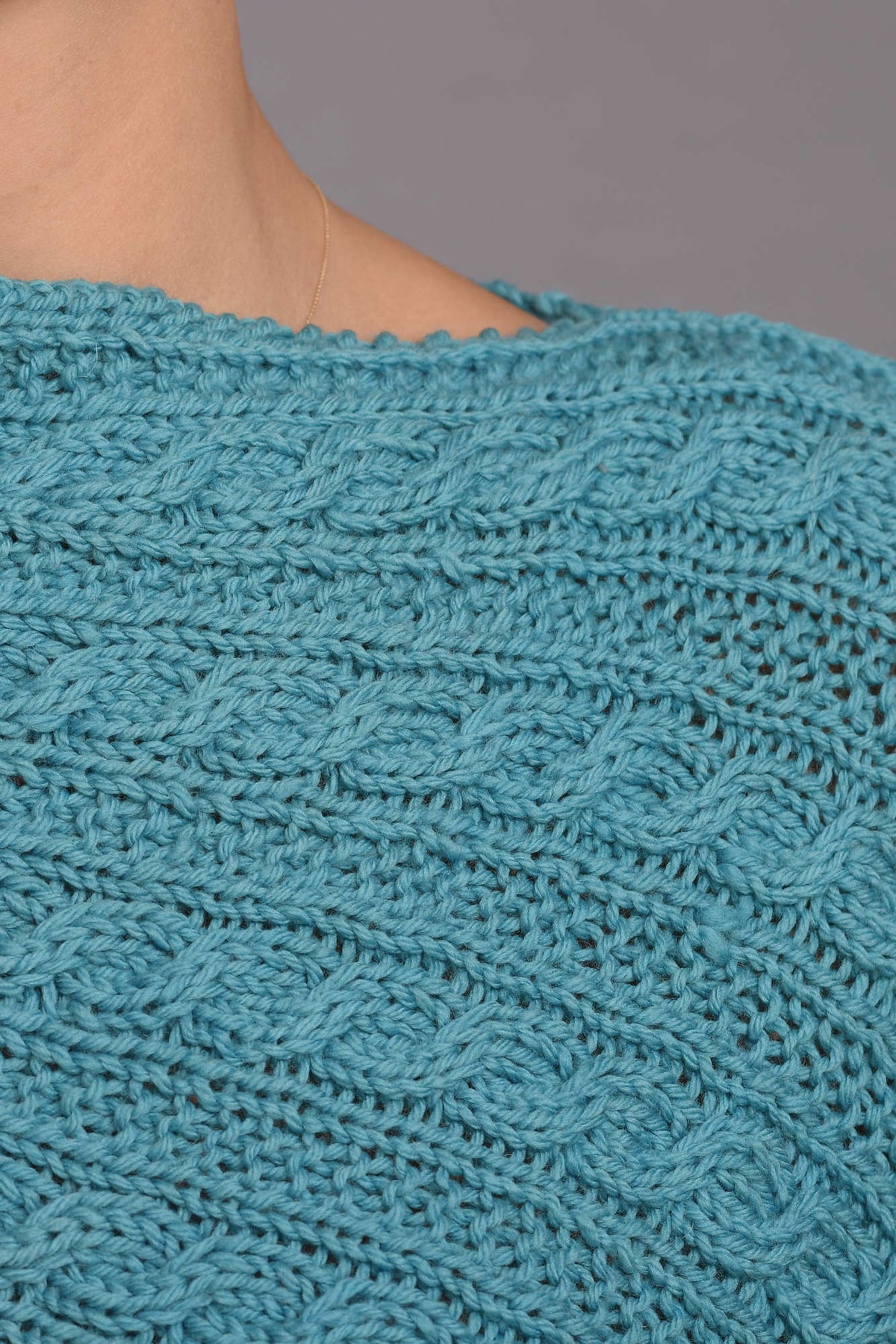 Poncho Kirra, Detail