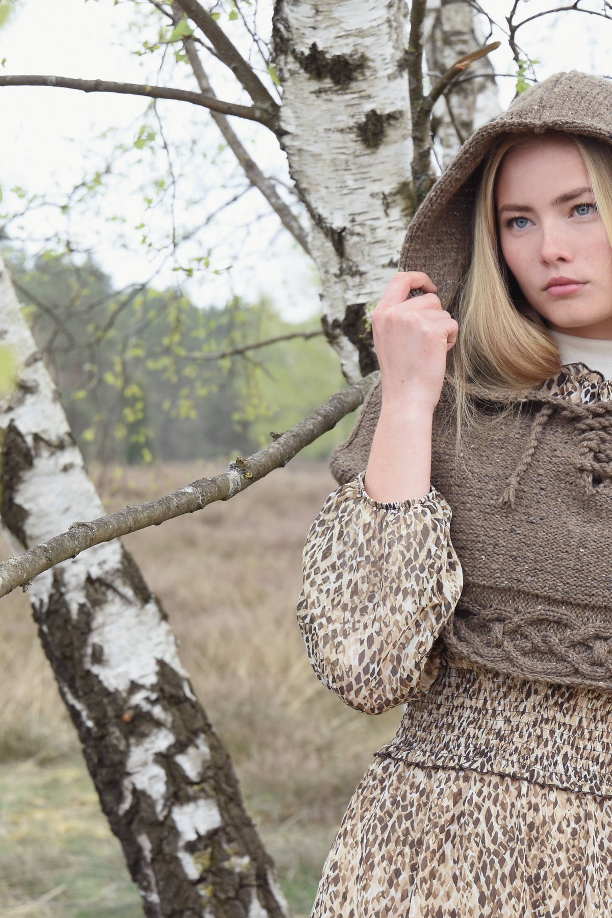 Poncho May, Strickmodell in einer weiteren Ansicht