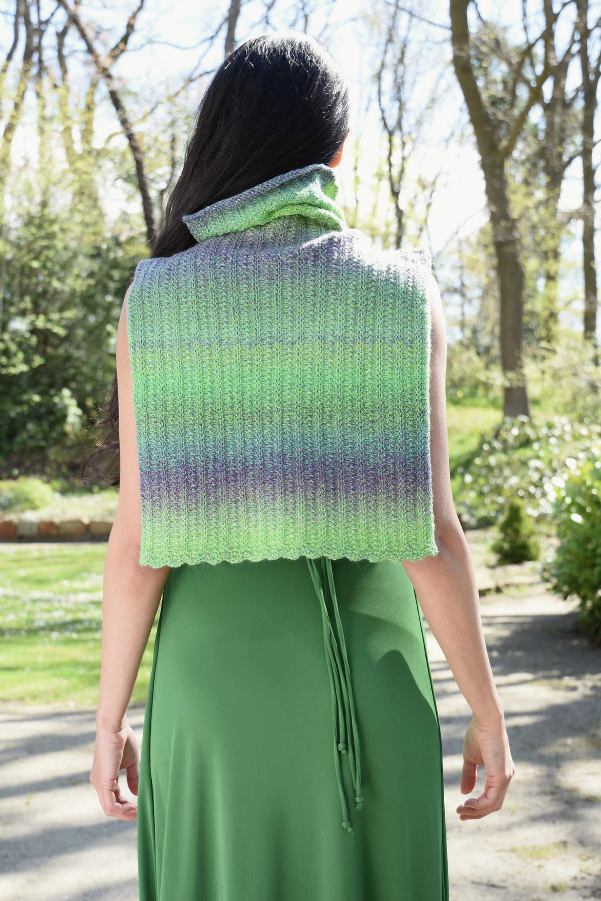 Poncho Tokio, Strickmodell in einer weiteren Ansicht