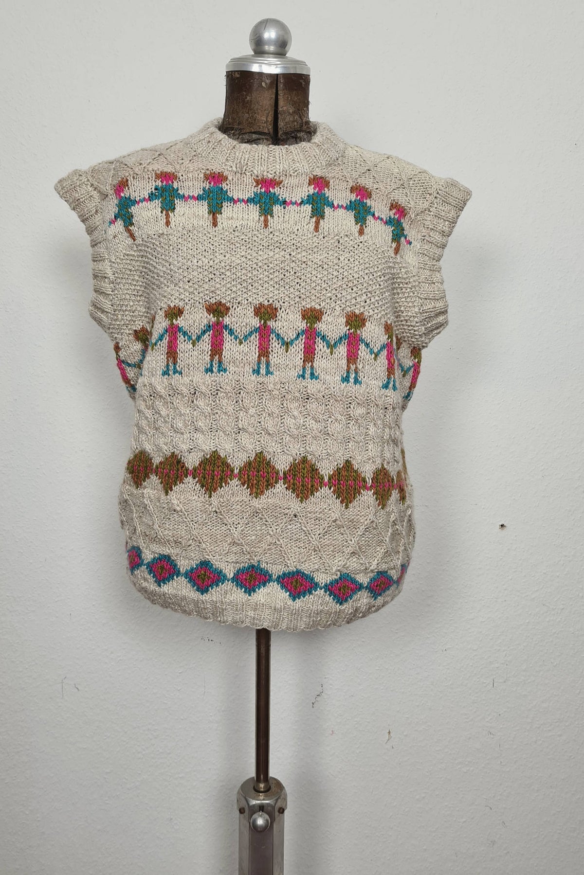 Pullunder Cosmo, Strickmodell in einer weiteren Ansicht