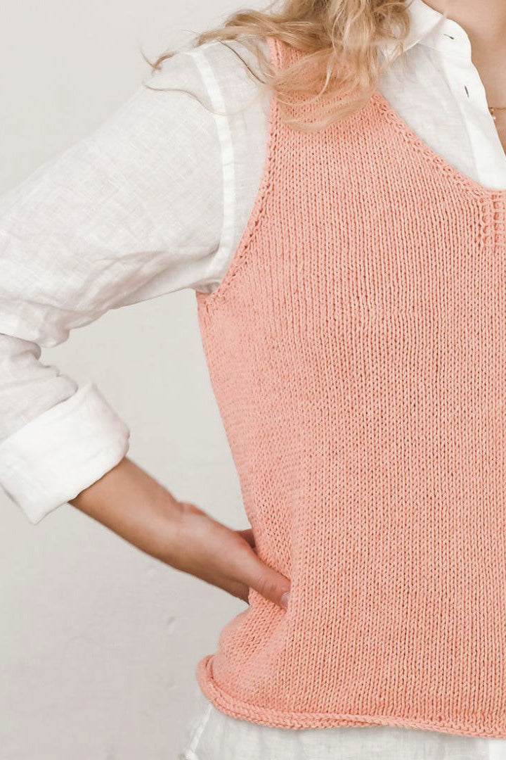 Pullunder Milla, Detail