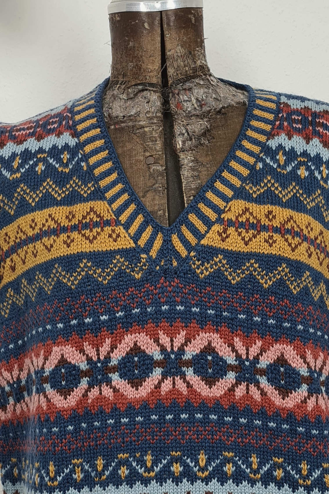 Pullunder The Gentlemen, Detail