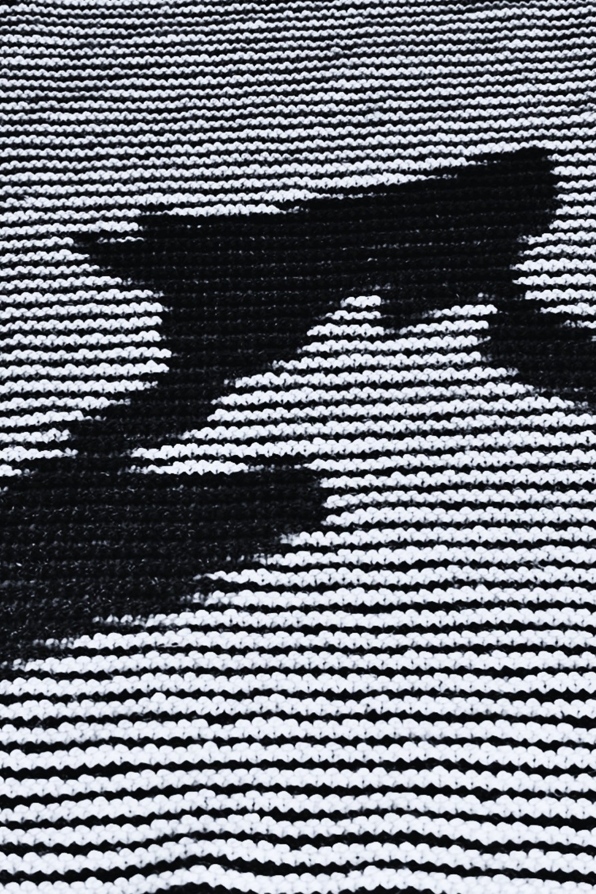 Schal Feral Bonds - Wölfe, Detail