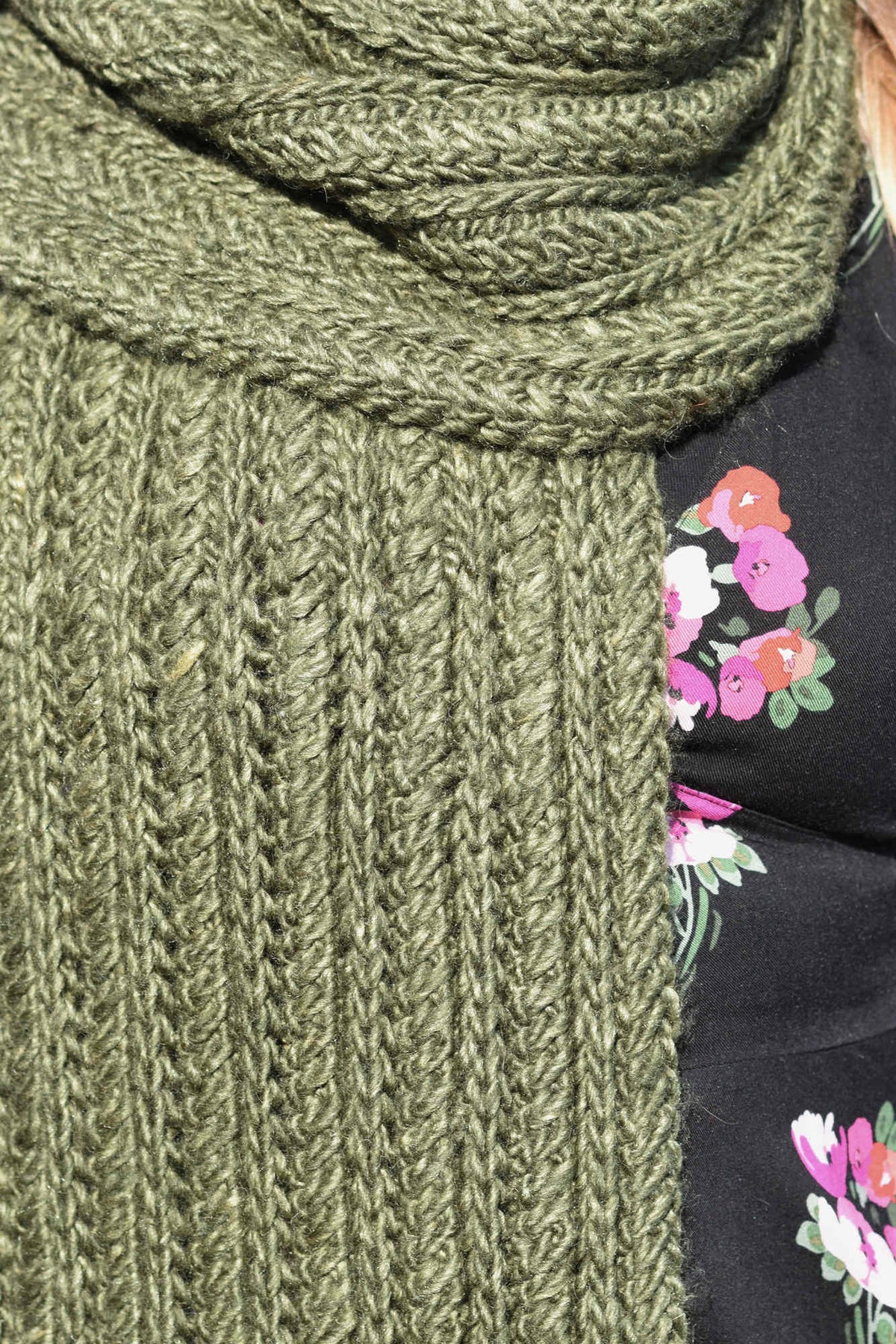 Schal Hjördis, Detail