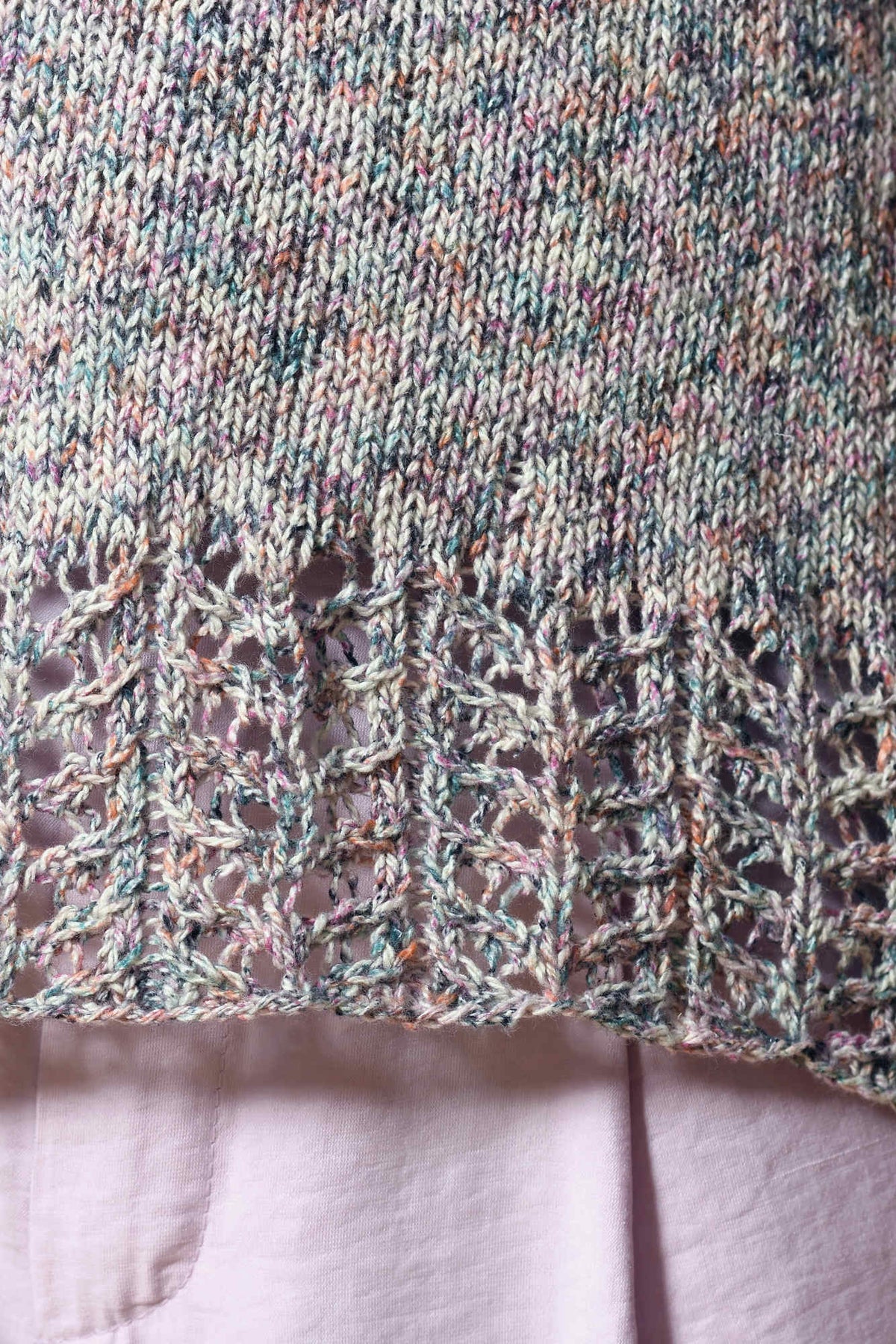 Top Mia, Detail