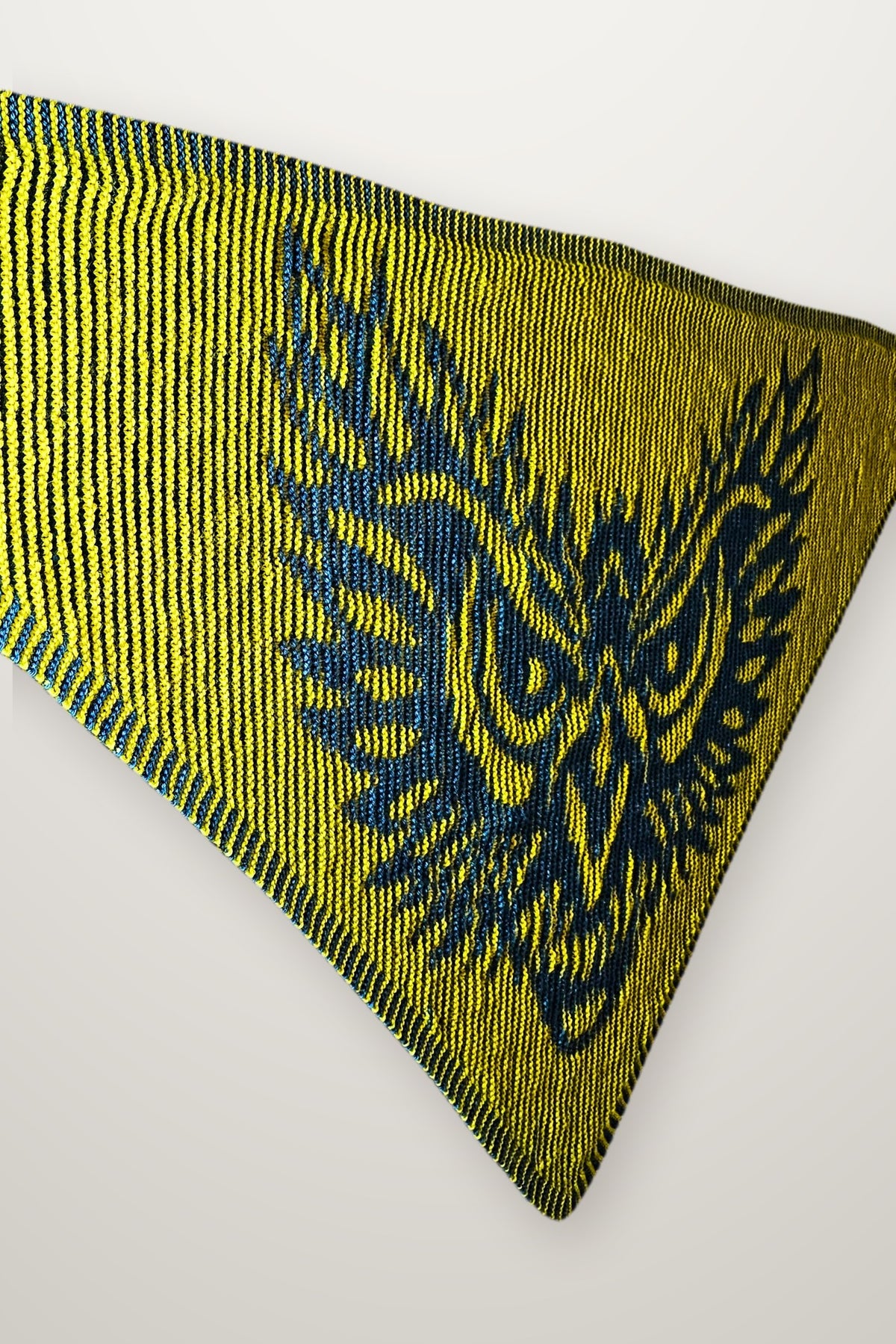 Tuch Morrowyn - Eule, Strickmodell in einer weiteren Ansicht