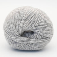 BC Garn Alva - Cashmere Revive, Farbe 30 Hellgrau: 95 % Kaschmir, 5 % Wolle