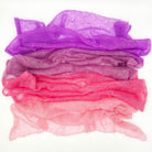 Kit Cobweb Kidsilk Shawl von Cowgirlblues in der Farbstellung Pinks24 mit Anleitung und Projektbeutel