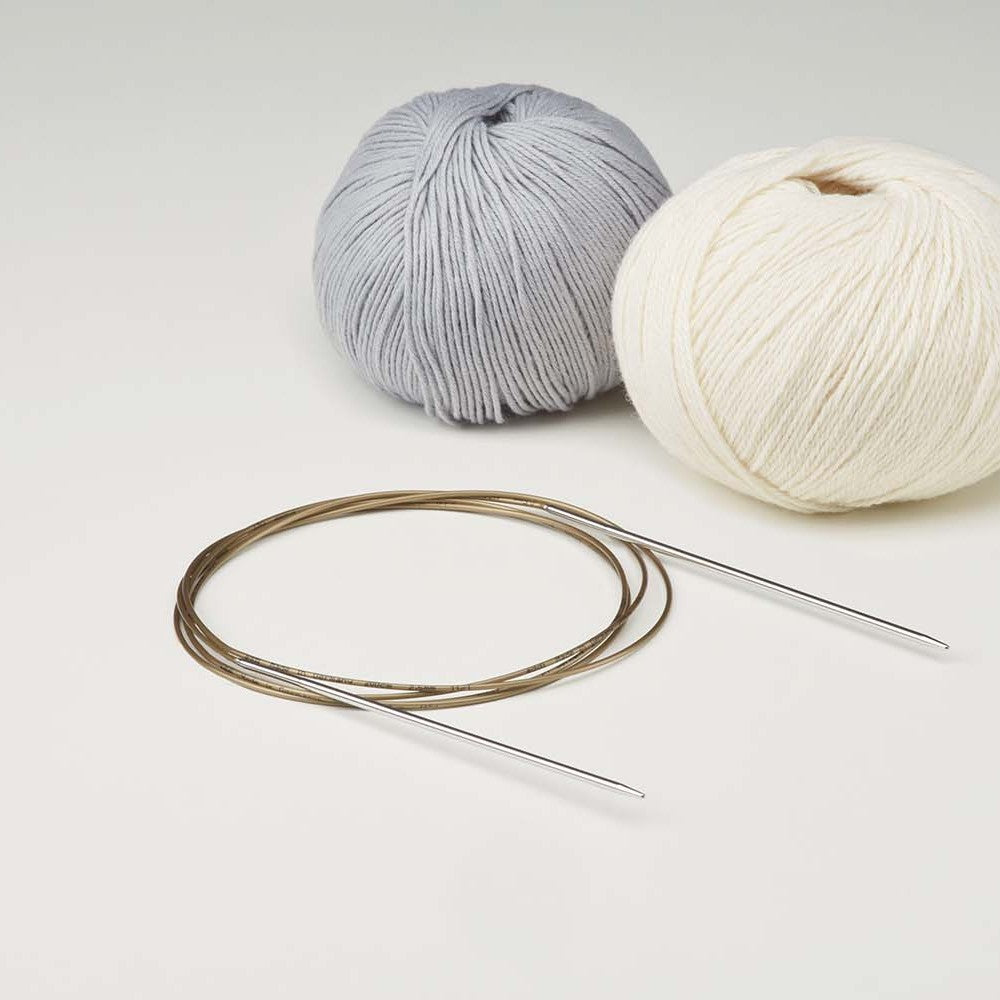 AddiClassic Rundstricknadel mit Messingspitze und Goldseil, Detail