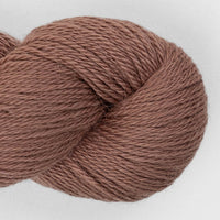 Amano Ayni Babyalpaka mit Maulbeerseide, Farbe 5036 Orchid Bloom: 80 % Alpaka, 20 % Seide