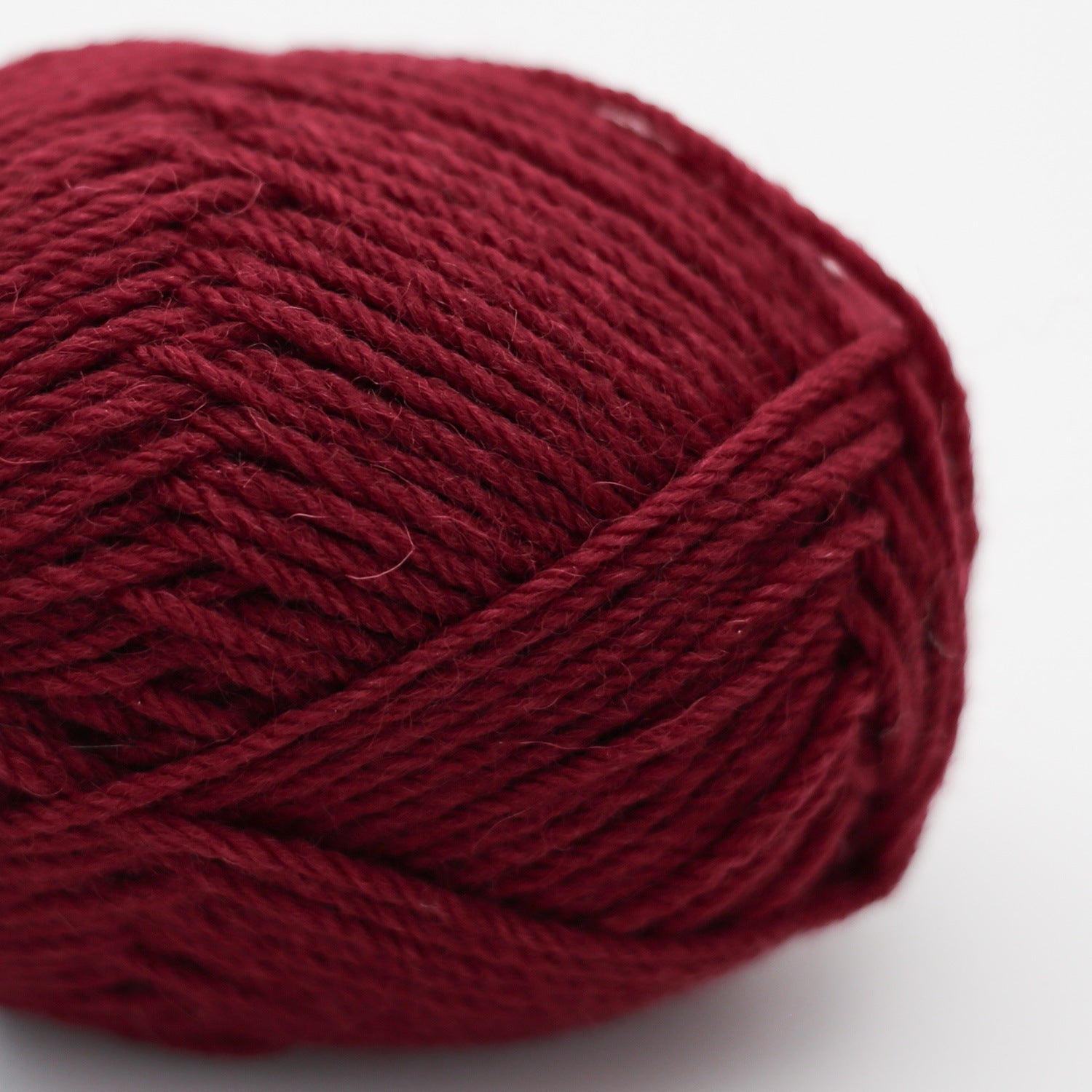 BC Garn Vesterhavet, Farbe 046 Burgundy Red: 100 % Schurwolle