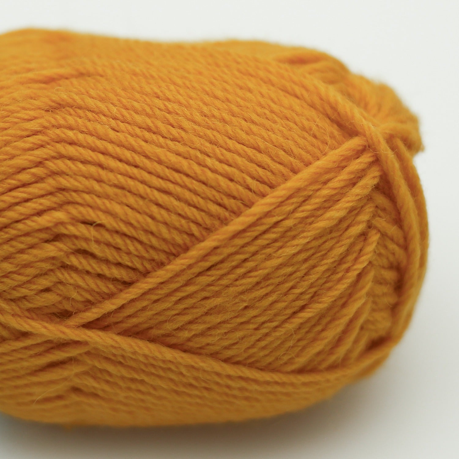BC Garn Vesterhavet, Farbe 049 Yellow: 100 % Schurwolle