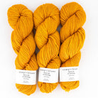 Cowgirlblues Merino DK Solids, Farbe 57 Saffron: 100 % Wolle