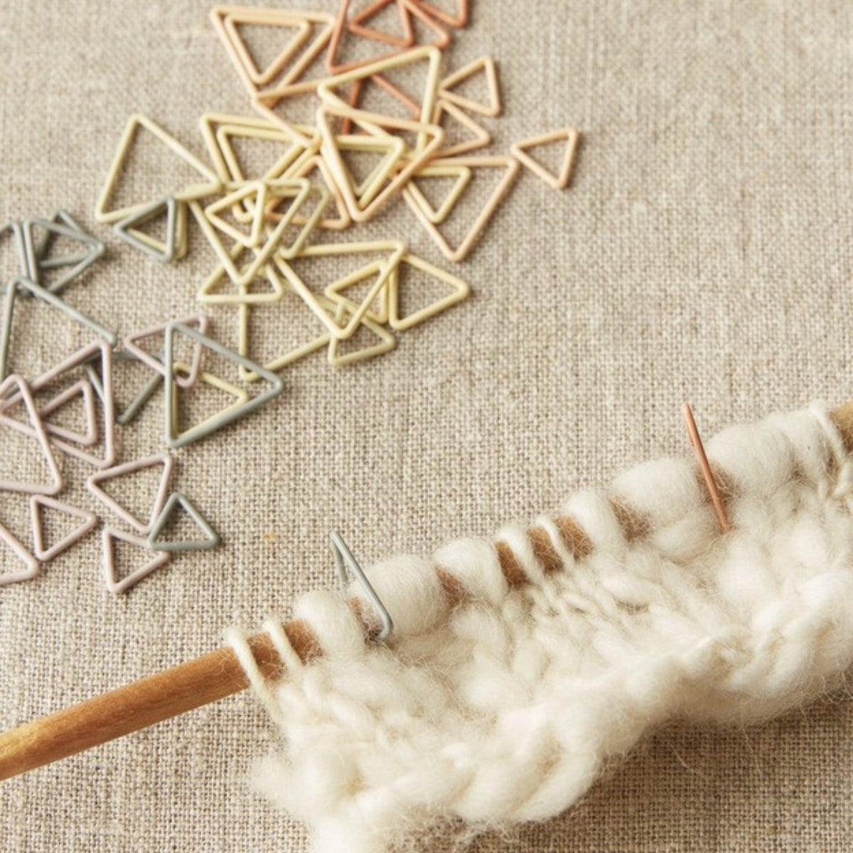 Triangle Stitch Markers, Detail