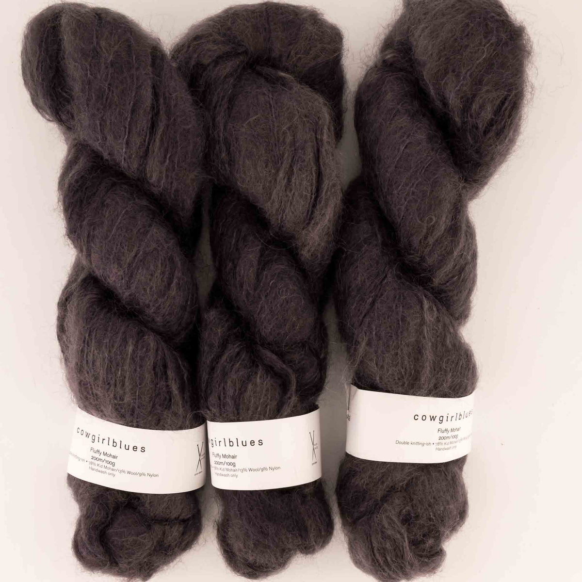 Cowgirlblues Fluffy Mohair Solids, Farbe 02 Charcoal: 78 % Mohair, 13 % Wolle, 9 % Nylon
