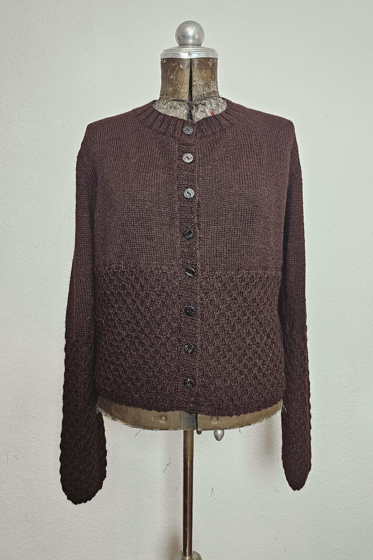 Jacke Carmilla, Strickmodell in einer weiteren Ansicht
