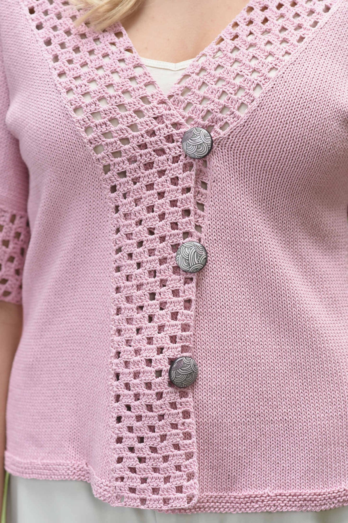 Jacke Emilia, Detail des Häkelmusters