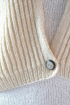 Jacke Keshia, Detail
