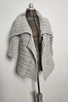 Jacke Ligeia, Strickmodell in einer weiteren Ansicht