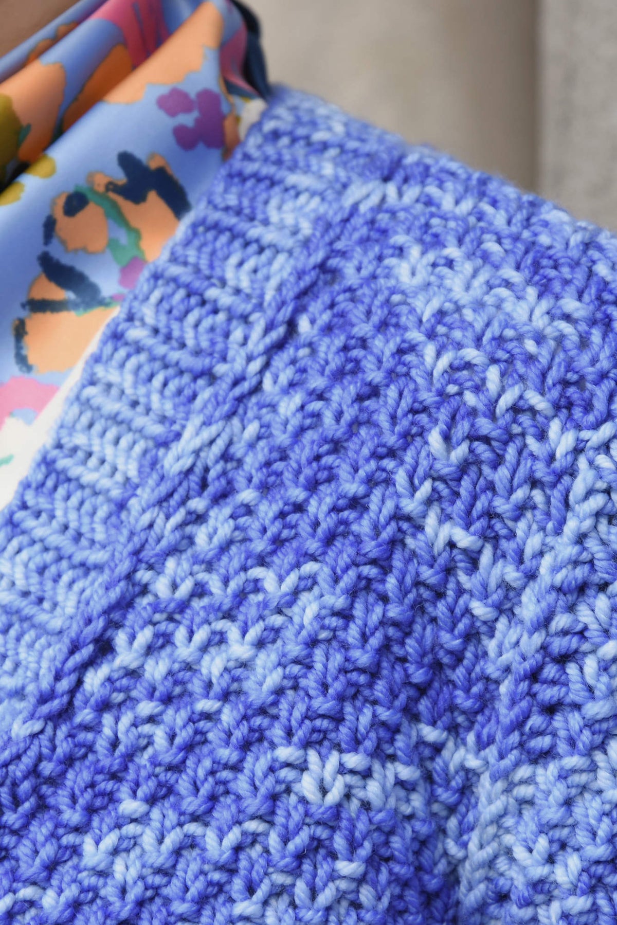 Jacke Merima, Detail