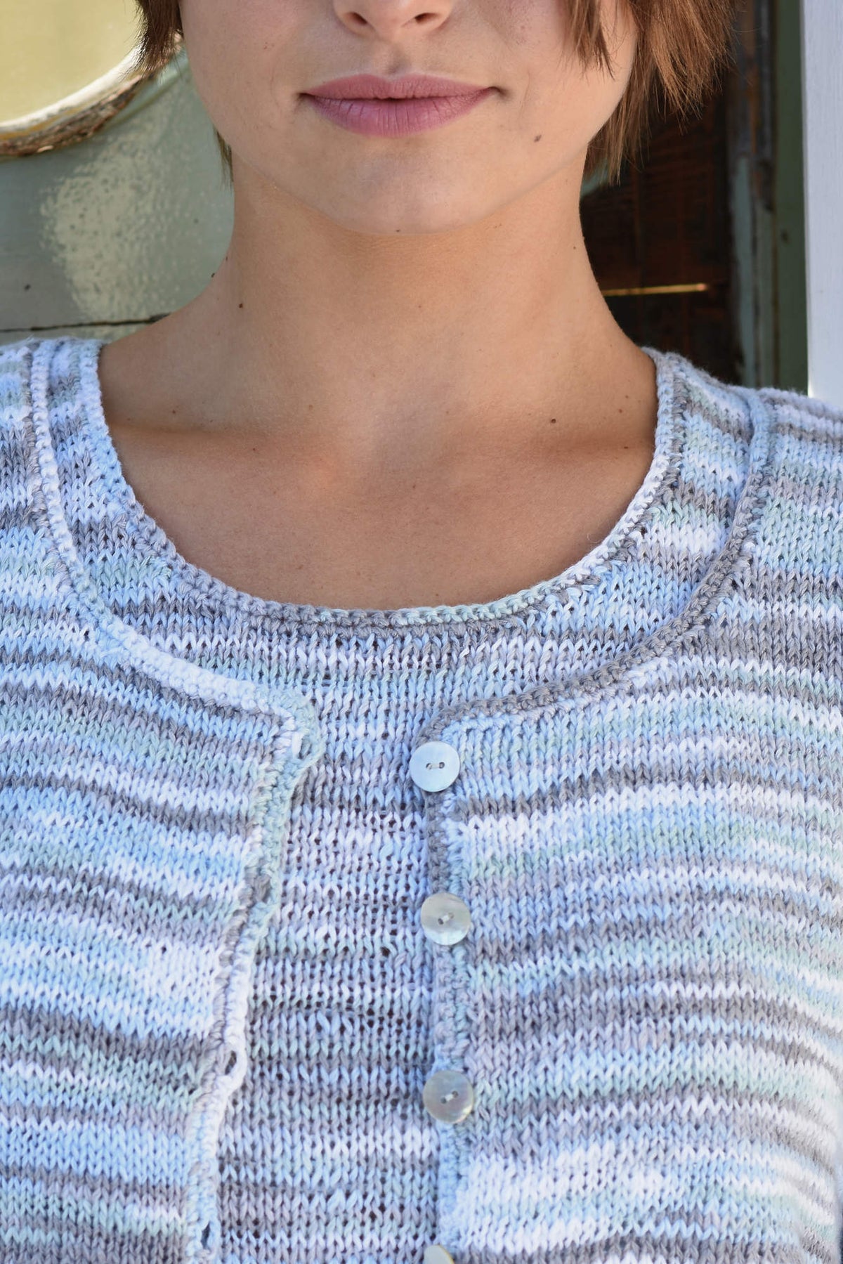 Jacke Tia, Detail