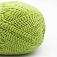 Kremke Edelweiss Classic 4fach 100g non-superwash, Farbe 414 Frühlingsgrün: 75 % Wolle, 25 % Polyester
