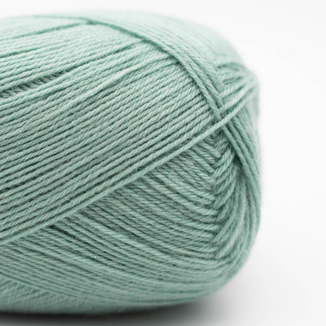 Kremke Edelweiss Classic 4fach 100g non-superwash, Farbe 416 Mint Grün: 75 % Wolle, 25 % Polyester