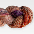 Manos del Uruguay Alegria, Farbe 9066 Cayenne: 75 % Schurwolle, 25 % Polyamid