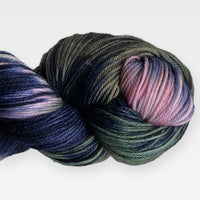 Manos del Uruguay Alegria, Farbe 9515 Midnight Garden: 75 % Schurwolle, 25 % Polyamid
