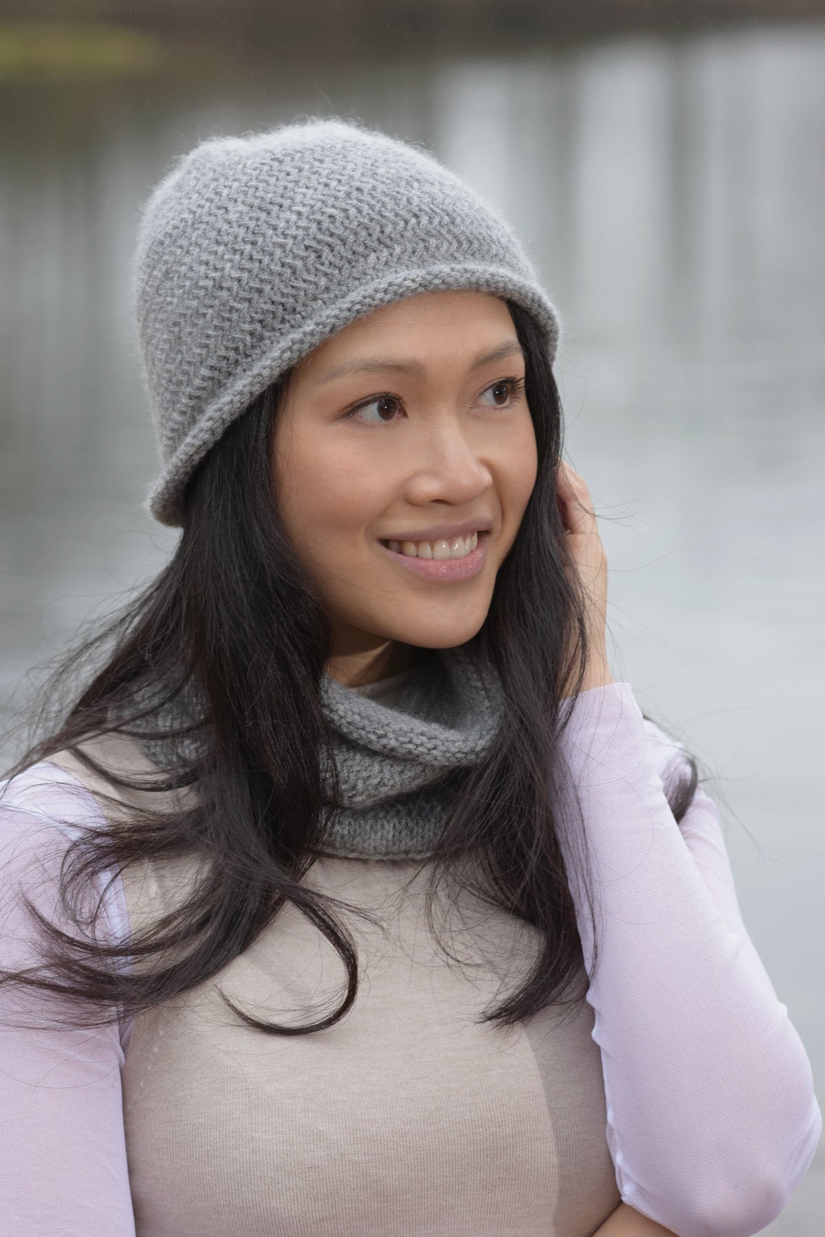 Mützen Set Trisha, Strickmodell in einer weiteren Ansicht