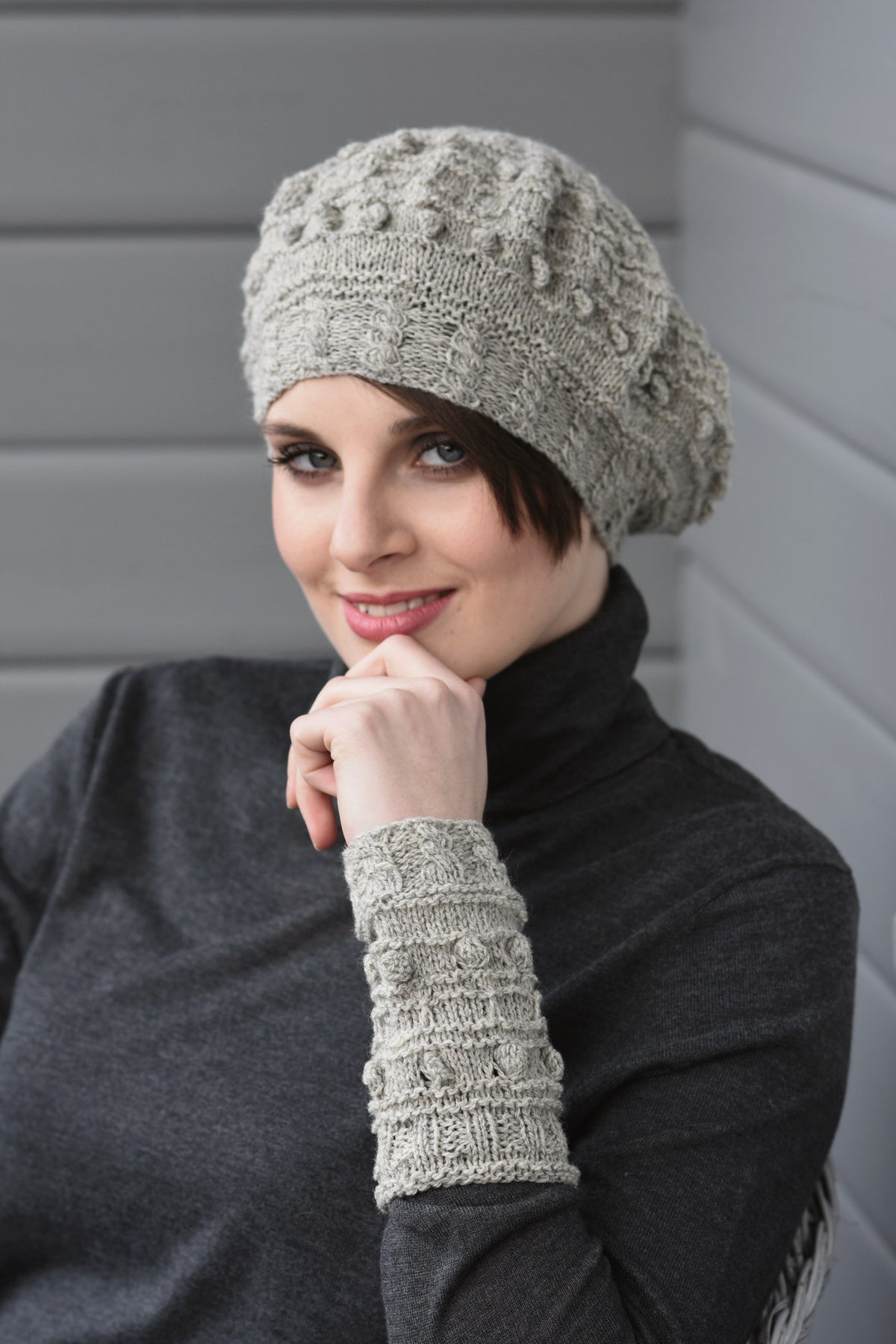 Mützen Set Merle, Strickmodell in einer weiteren Ansicht