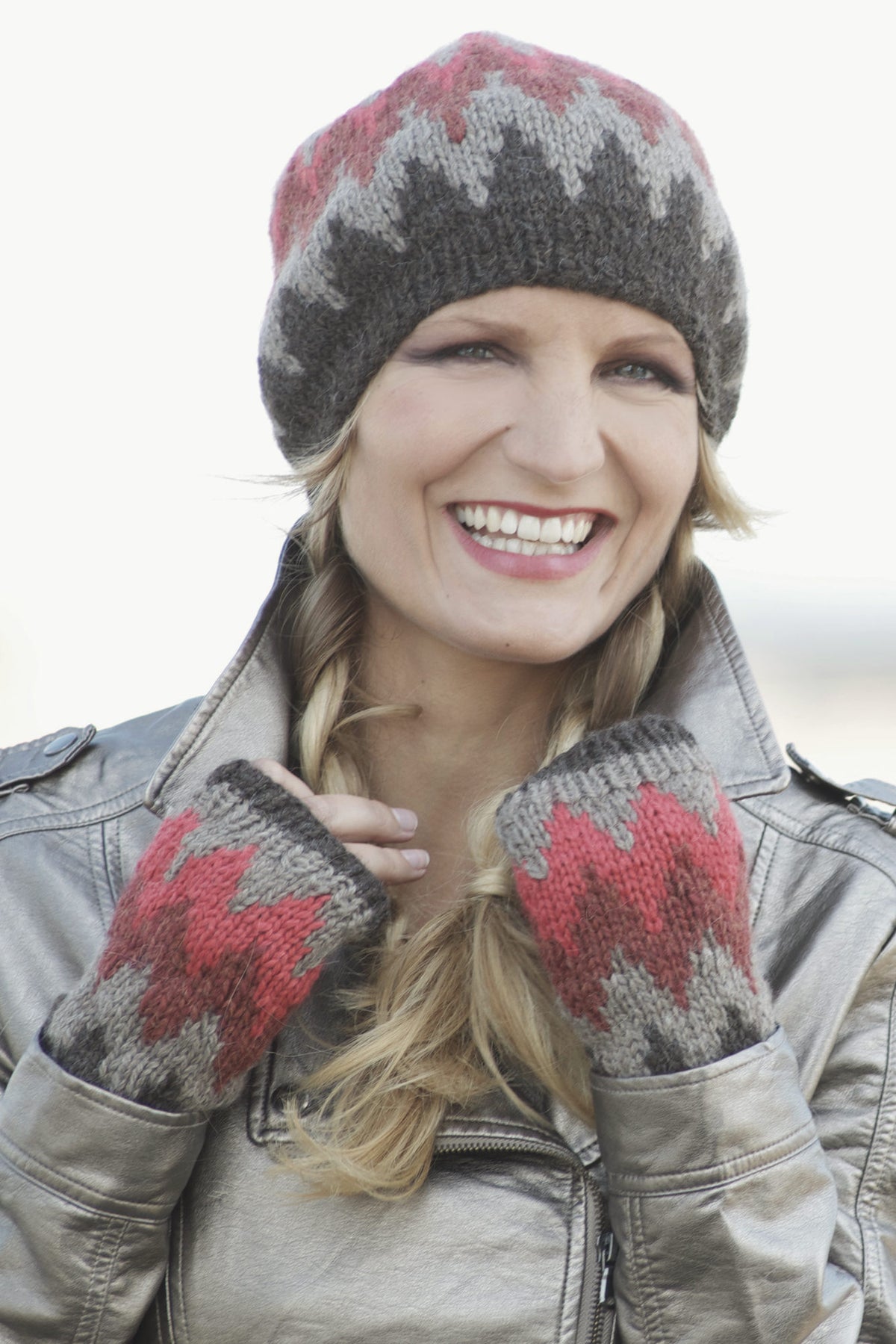 Mütze & Pulswärmer Peruvian Mood, Strickmodell in einer weiteren Ansicht