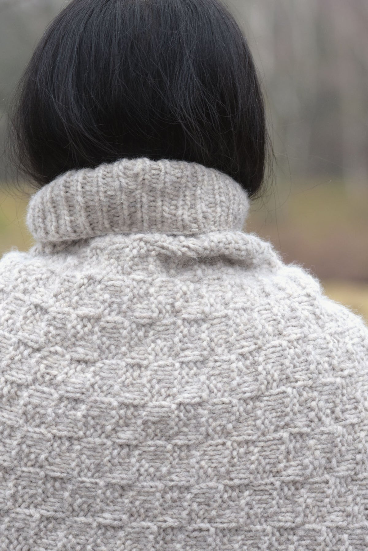 Poncho Kate, Detail