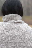 Poncho Kate, Detail