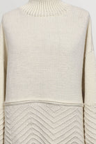 Pullover Coconut Milk - 3 Styles, Detail