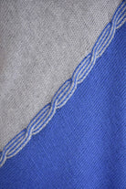 Pullunder Kara, Detail