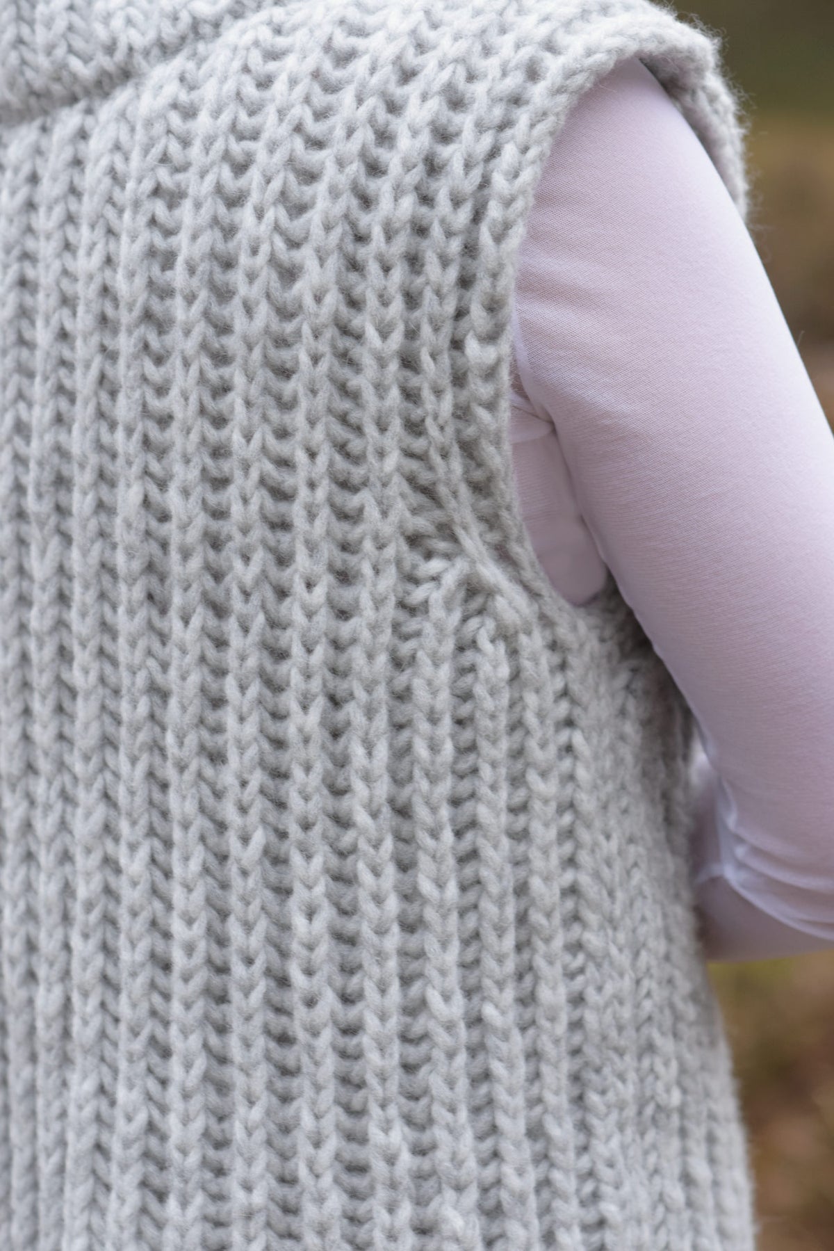 Pullunder Nadya, Detail