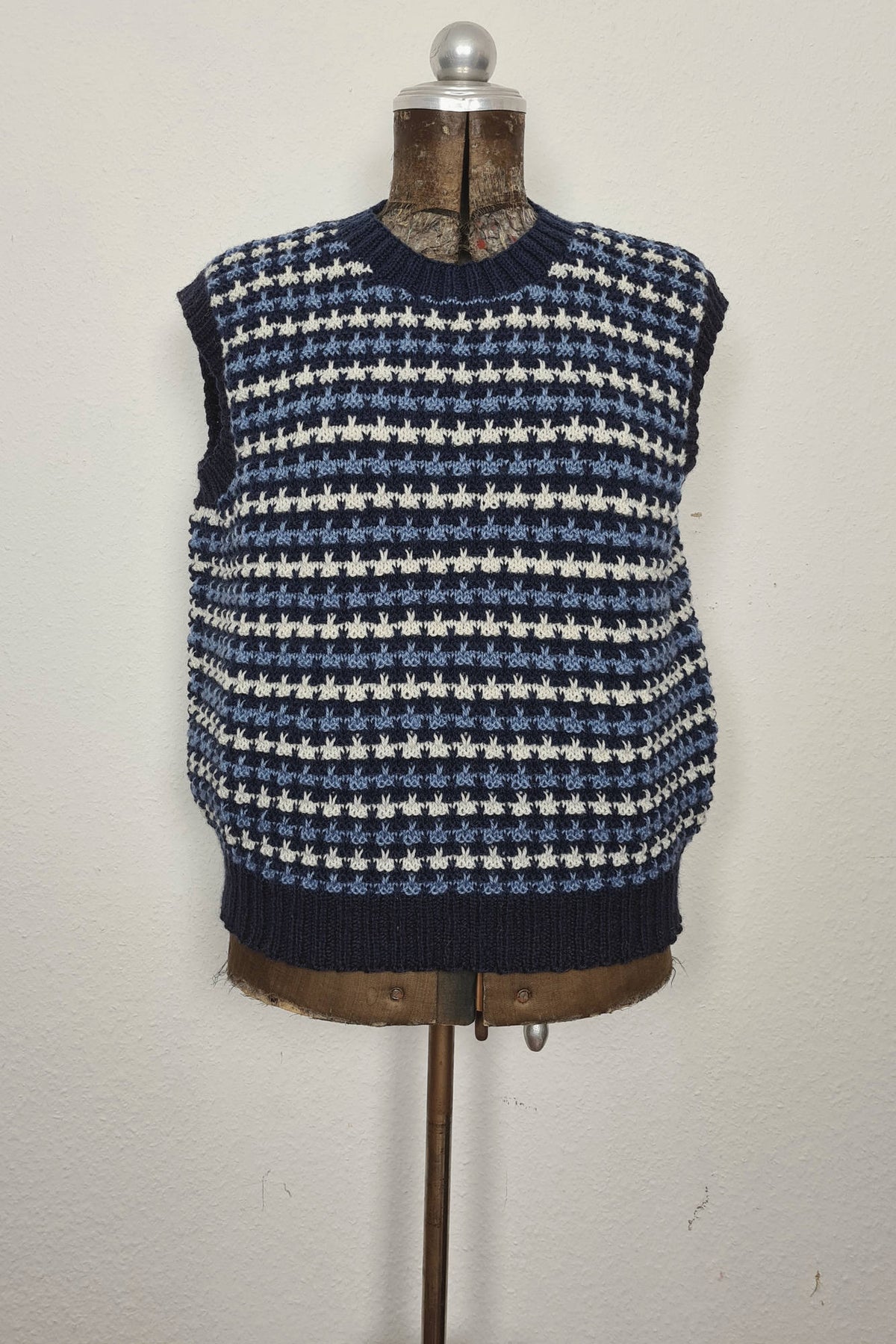 Pullunder Rieke, Strickmodell in einer weiteren Ansicht