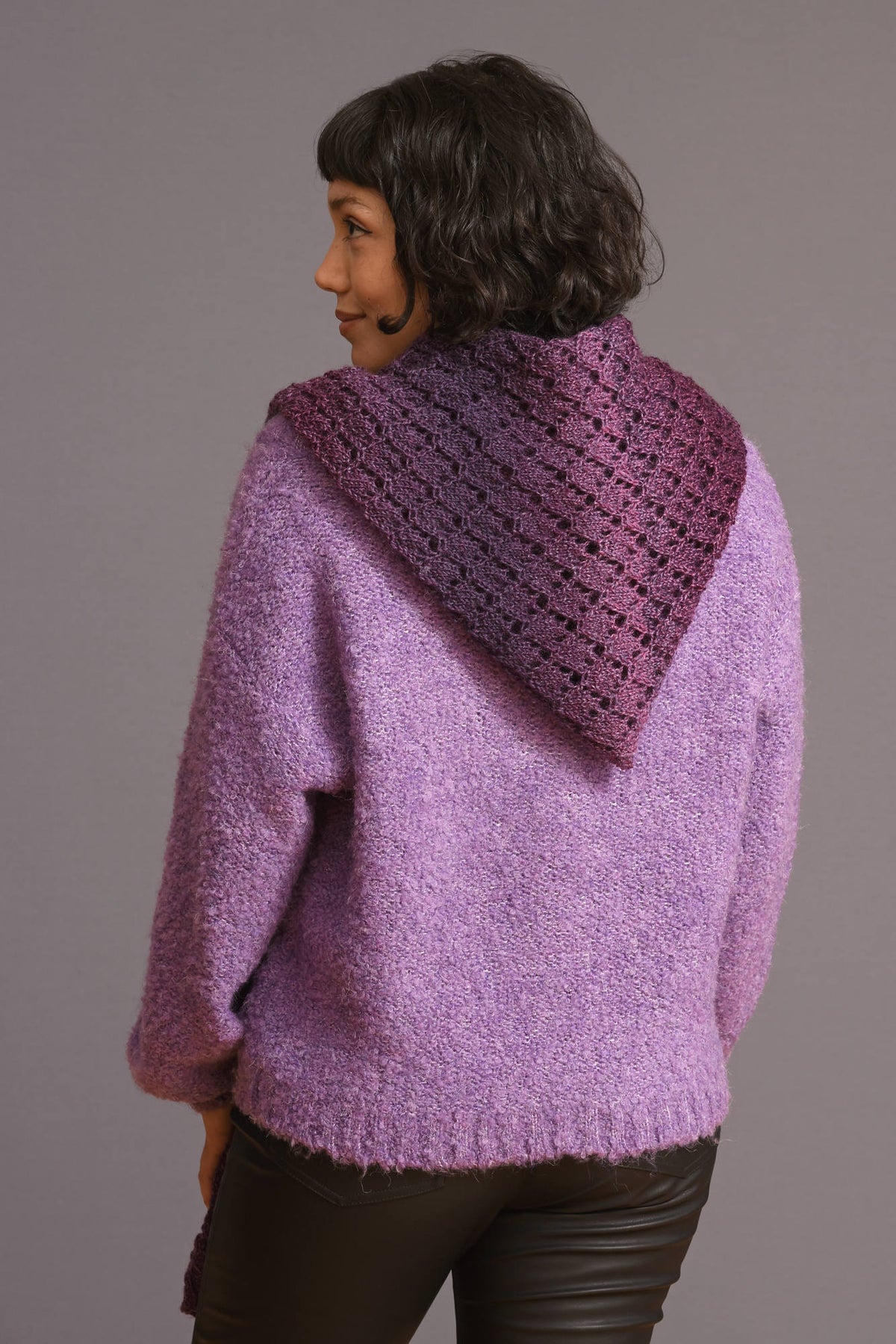 Schal Bindi, Strickmodell in einer weiteren Ansicht