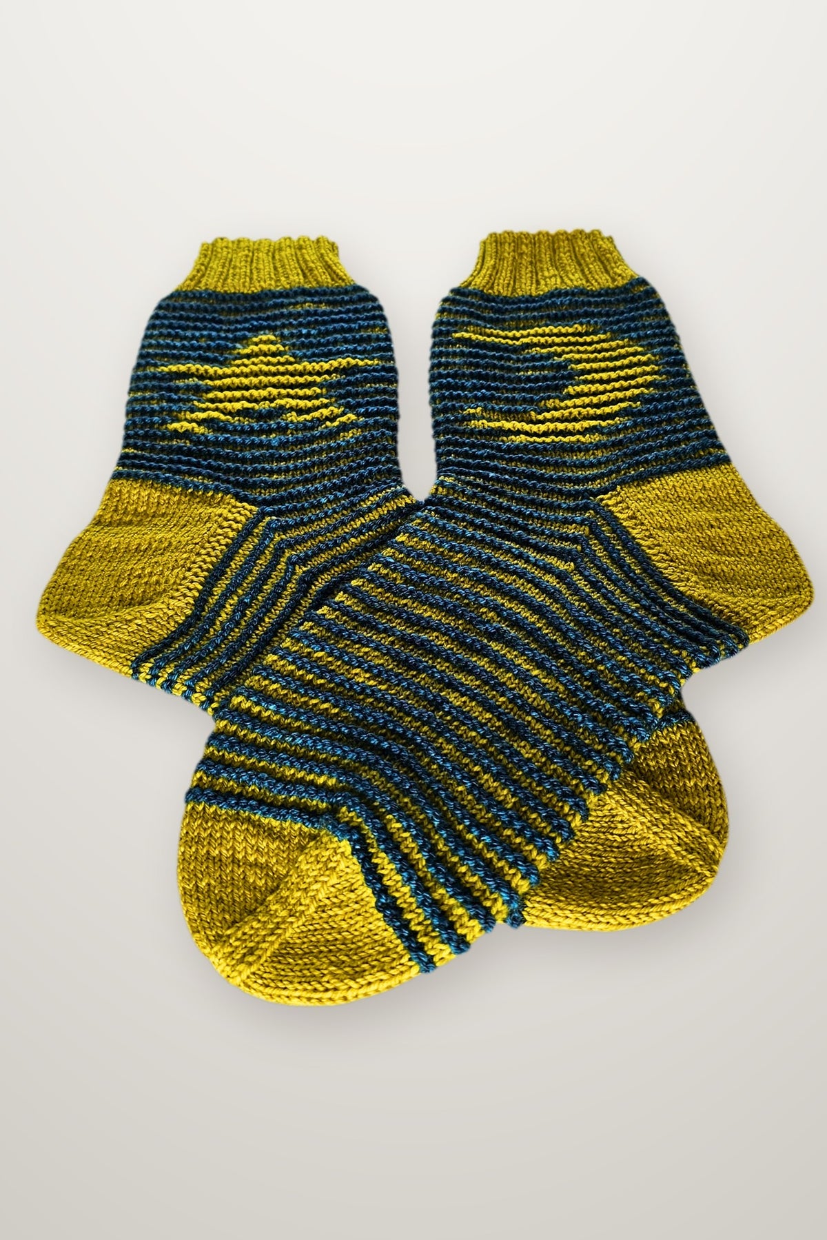 Socken Cosmic - Mond & Stern, Strickmodell in einer weiteren Ansicht