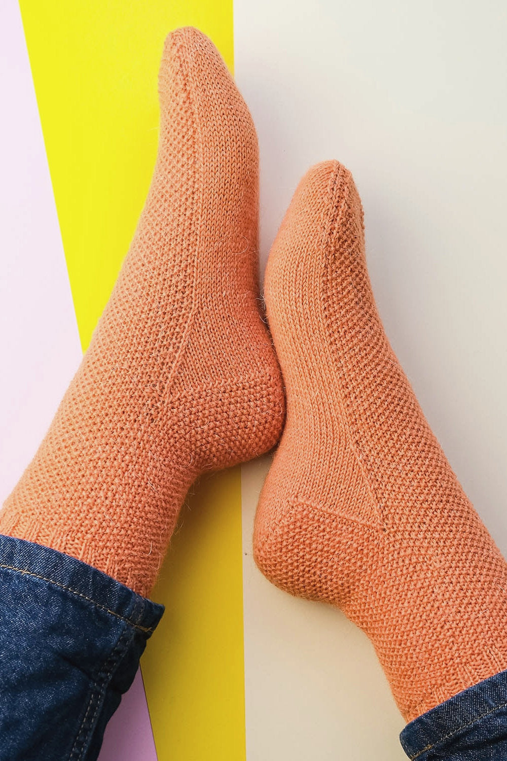 Socken Fruity Orange, Strickmodell in einer weiteren Ansicht