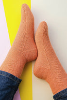 Socken Fruity Orange, Strickmodell in einer weiteren Ansicht