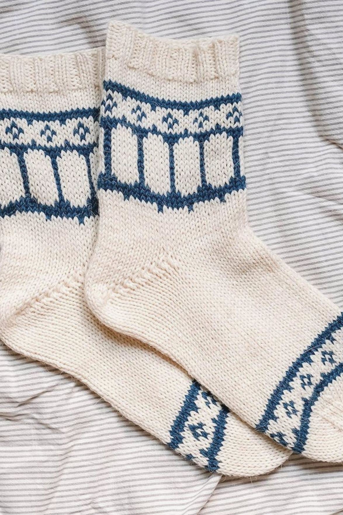 Socken Tea Time, Detail