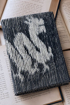 Strickset Buchhülle Thorn: Strickanleitung und Wolle The Merry Merino 220 von Kremke